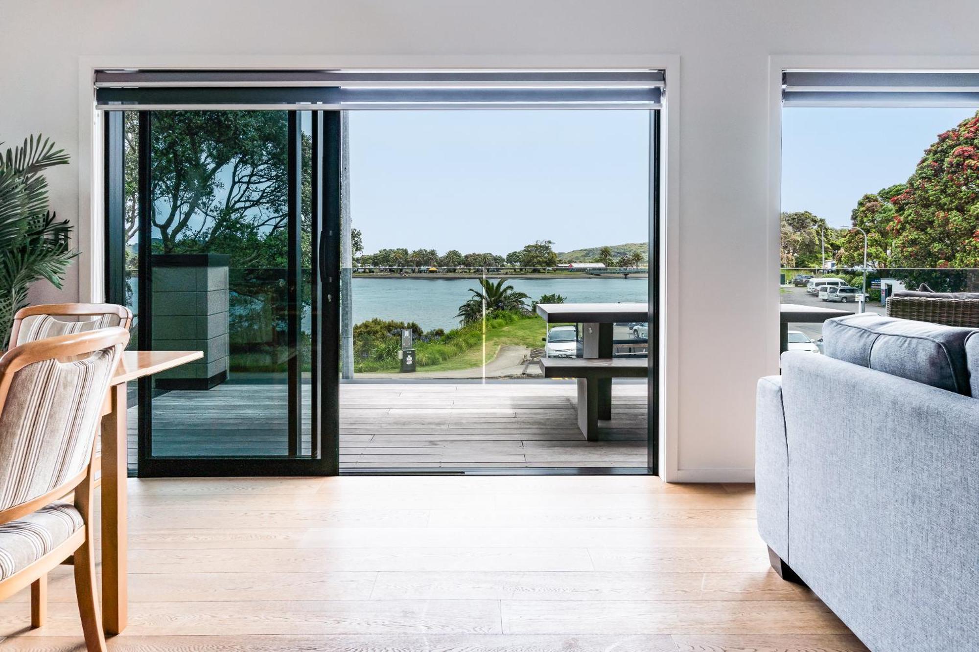 Okiwi Landing Apartment Raglan Exterior photo